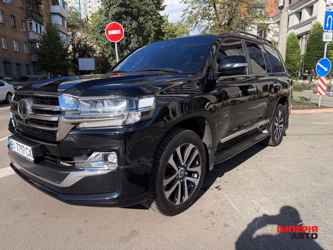 Toyota Land Cruiser - фото 6