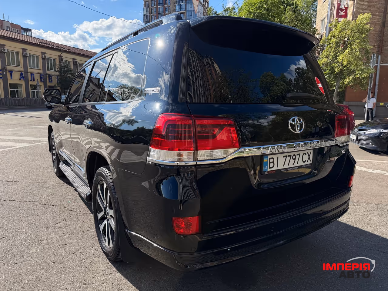 Toyota Land Cruiser - фото 11