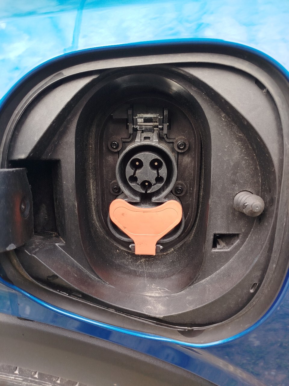 Chevrolet Bolt EUV - фото 4