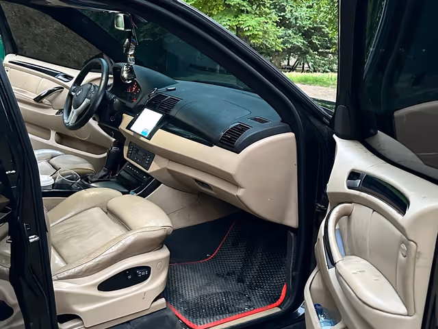 BMW X5 - фото 5