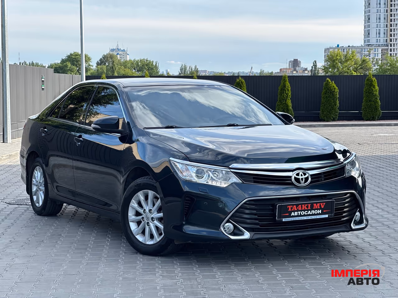 Toyota Camry - фото 6