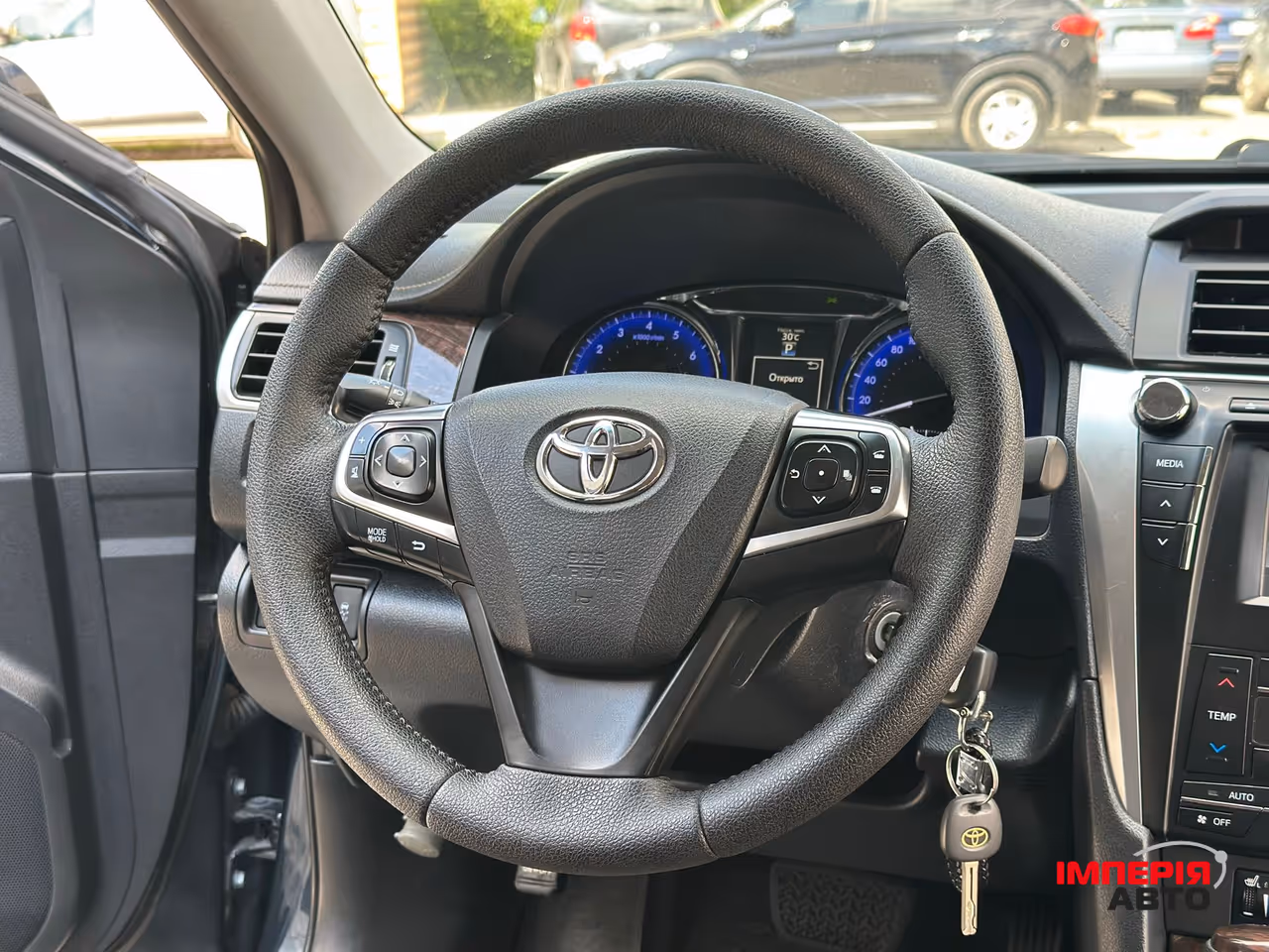 Toyota Camry - фото 24