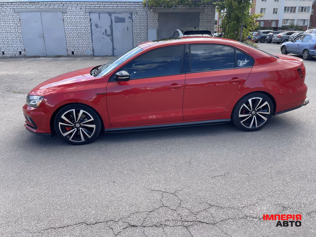 Volkswagen Jetta - фото 3
