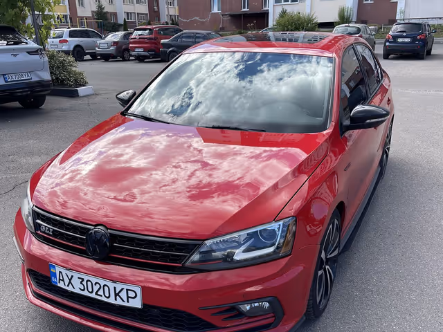 Volkswagen Jetta - фото 1