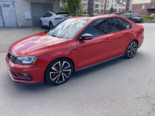 Volkswagen Jetta - фото 2