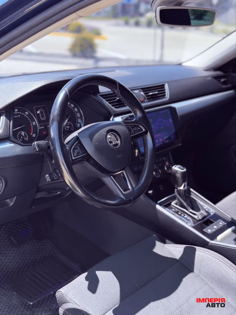 Skoda Superb - фото 13