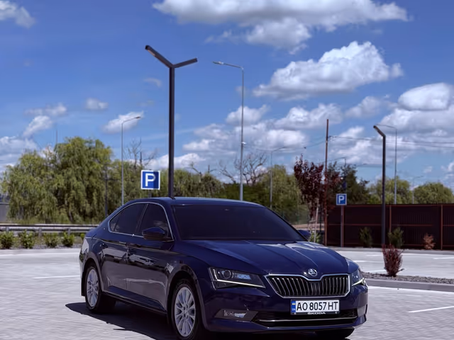 Skoda Superb - фото 5