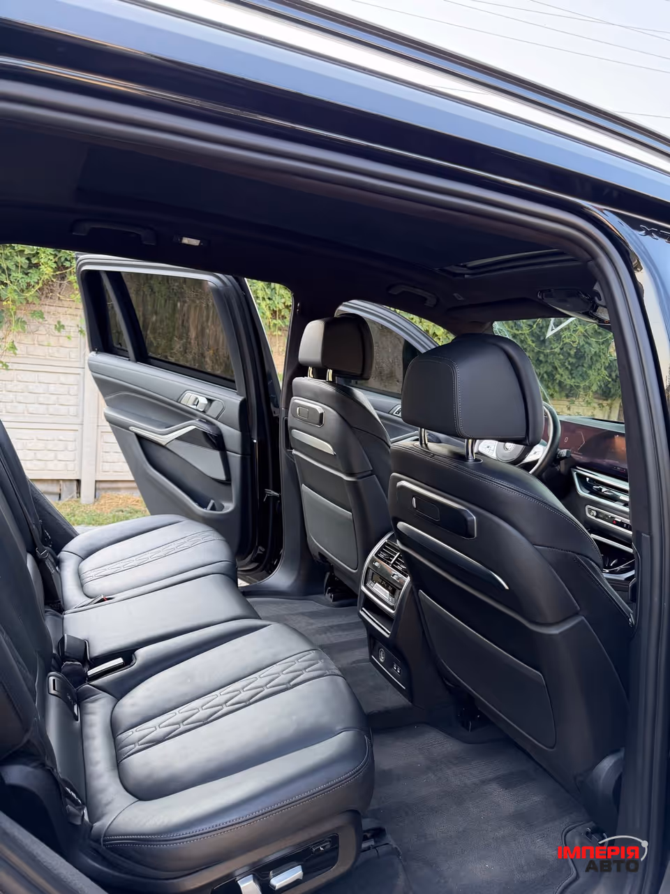 BMW X7 - фото 23