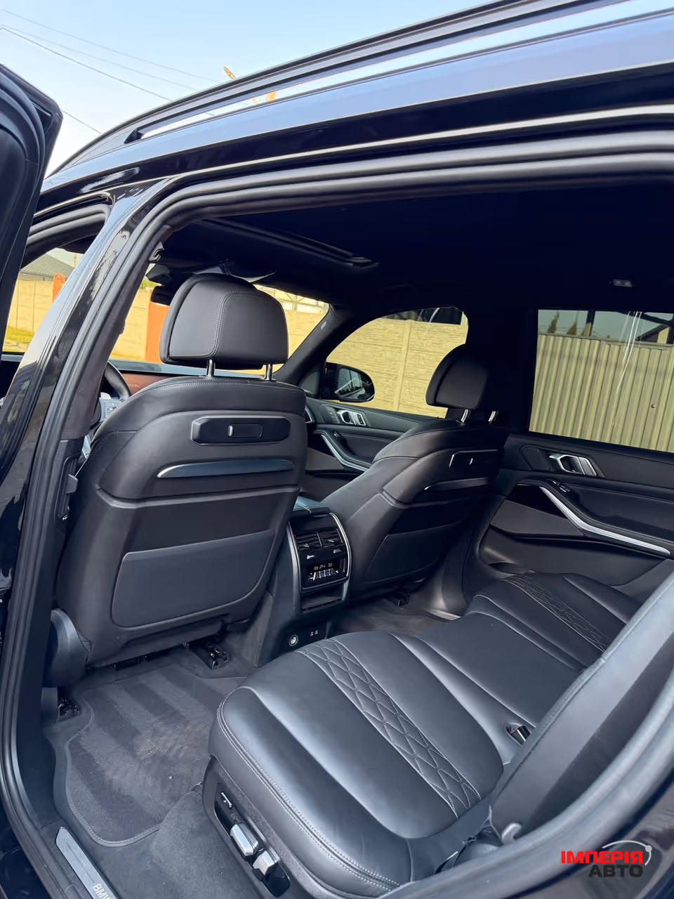 BMW X7 - фото 15