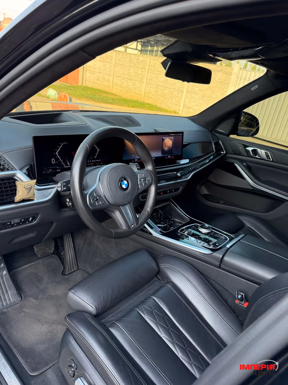 BMW X7 - фото 14