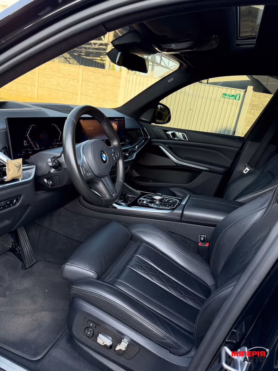 BMW X7 - фото 16