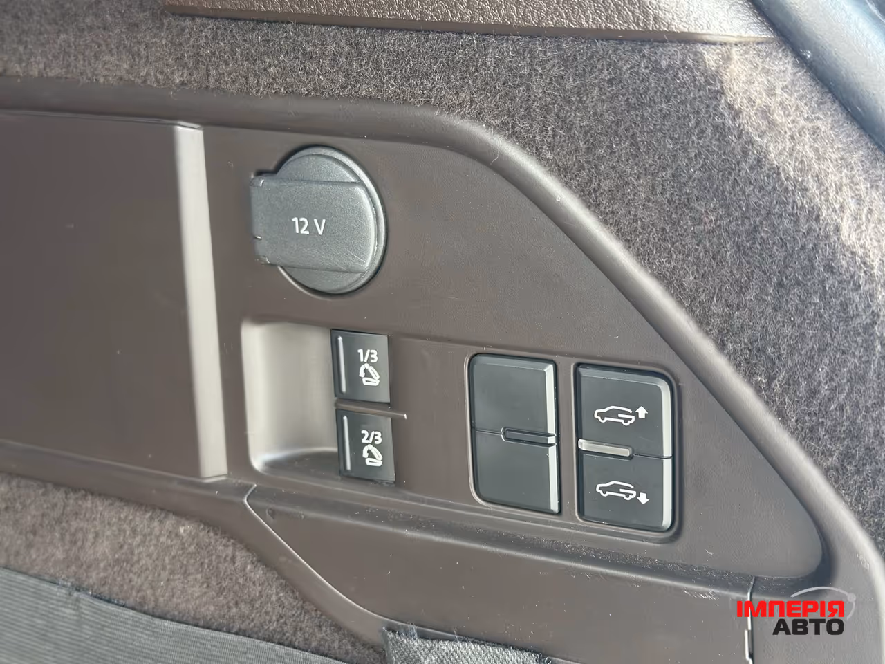 Volkswagen Touareg - фото 54