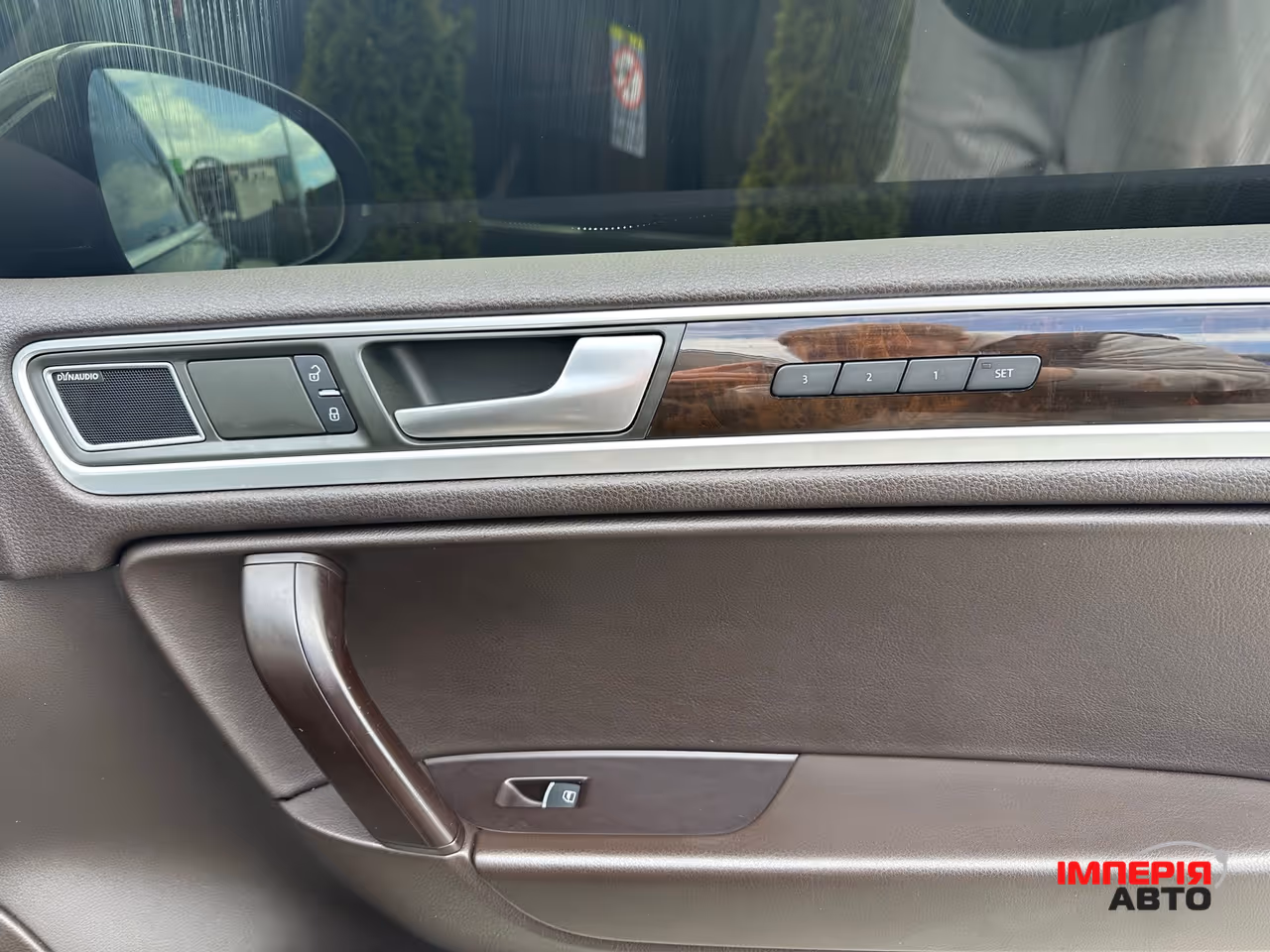 Volkswagen Touareg - фото 29