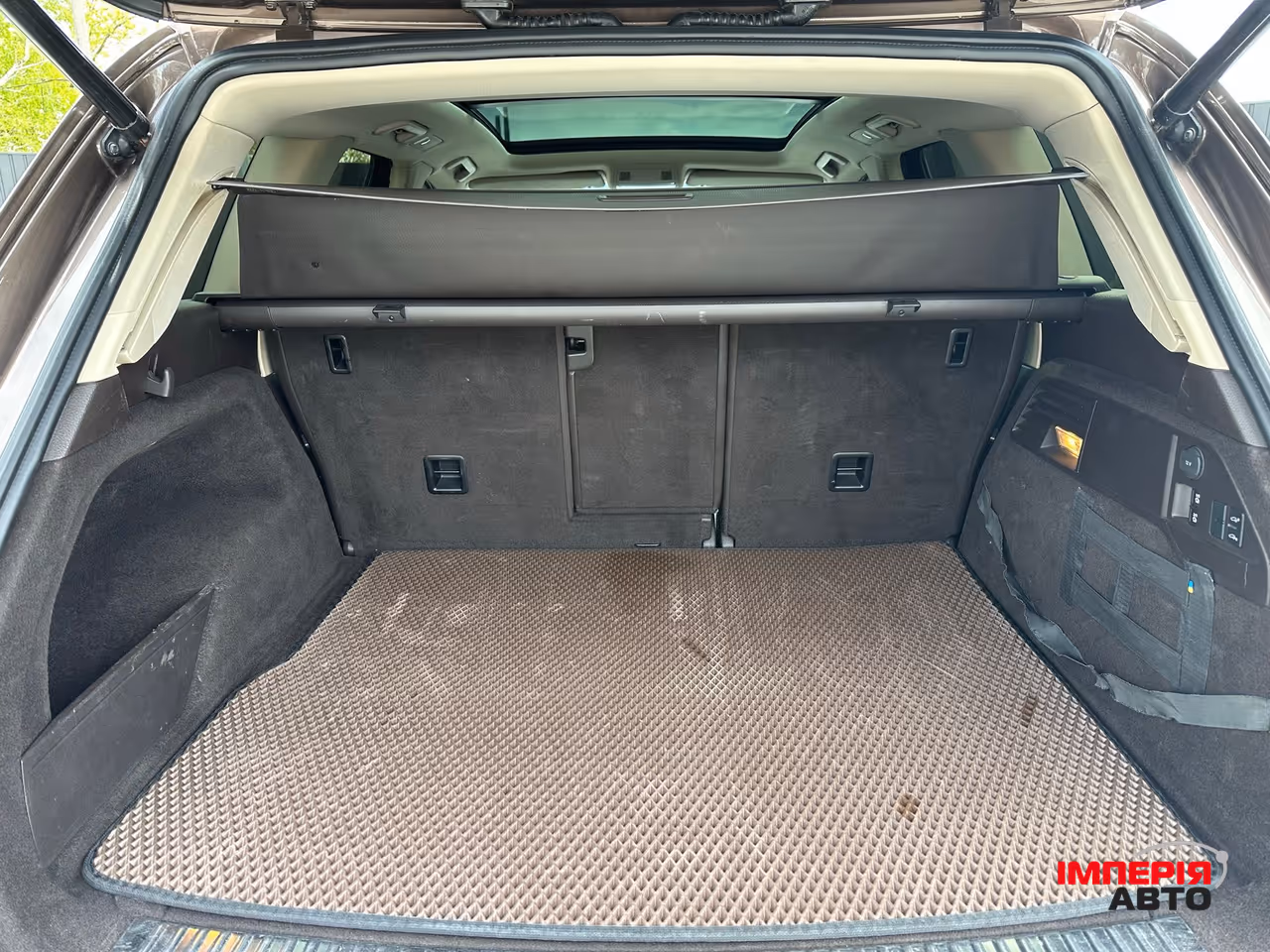 Volkswagen Touareg - фото 55