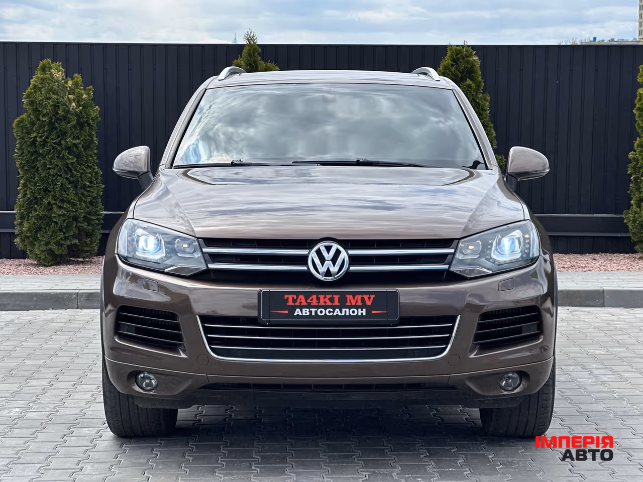 Volkswagen Touareg - фото 4