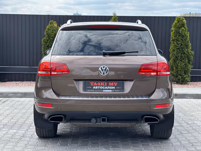 Volkswagen Touareg - фото 3