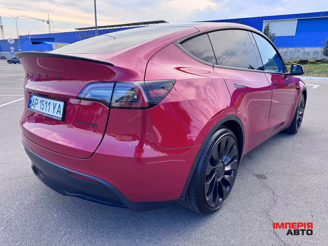 Tesla Model Y - фото 32