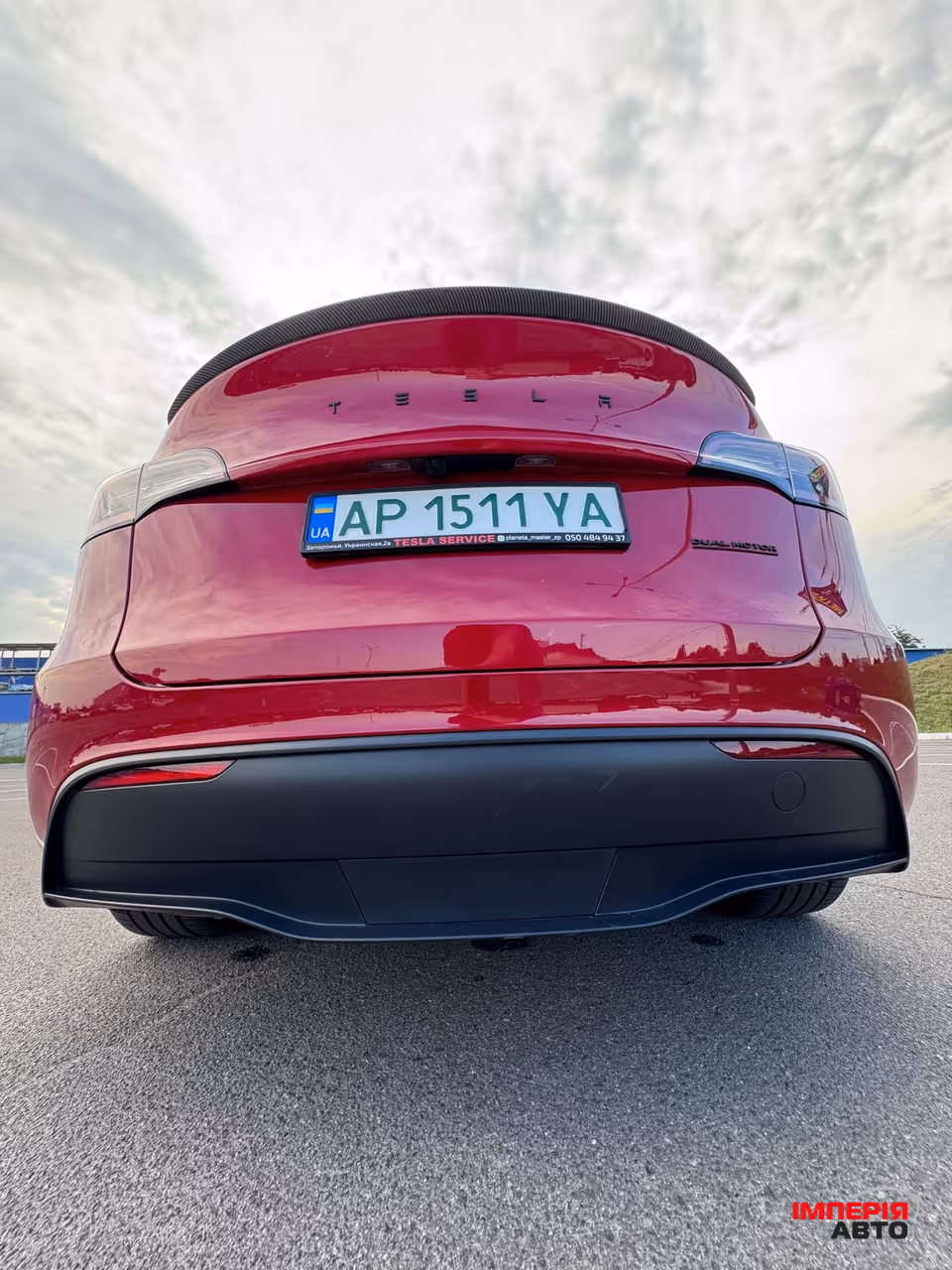 Tesla Model Y - фото 3