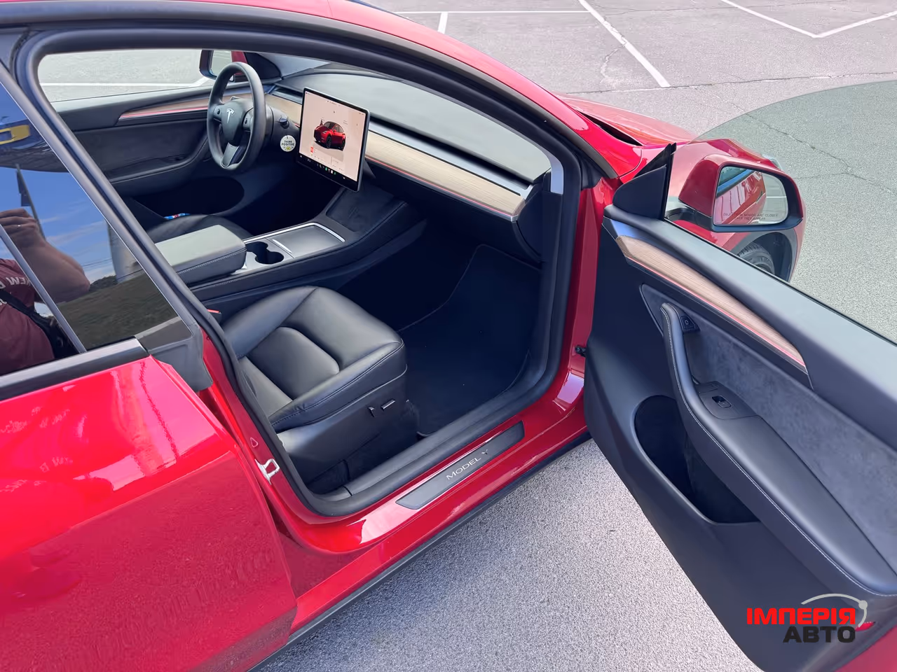 Tesla Model Y - фото 28