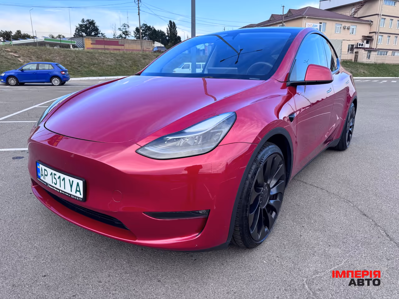 Tesla Model Y - фото 35