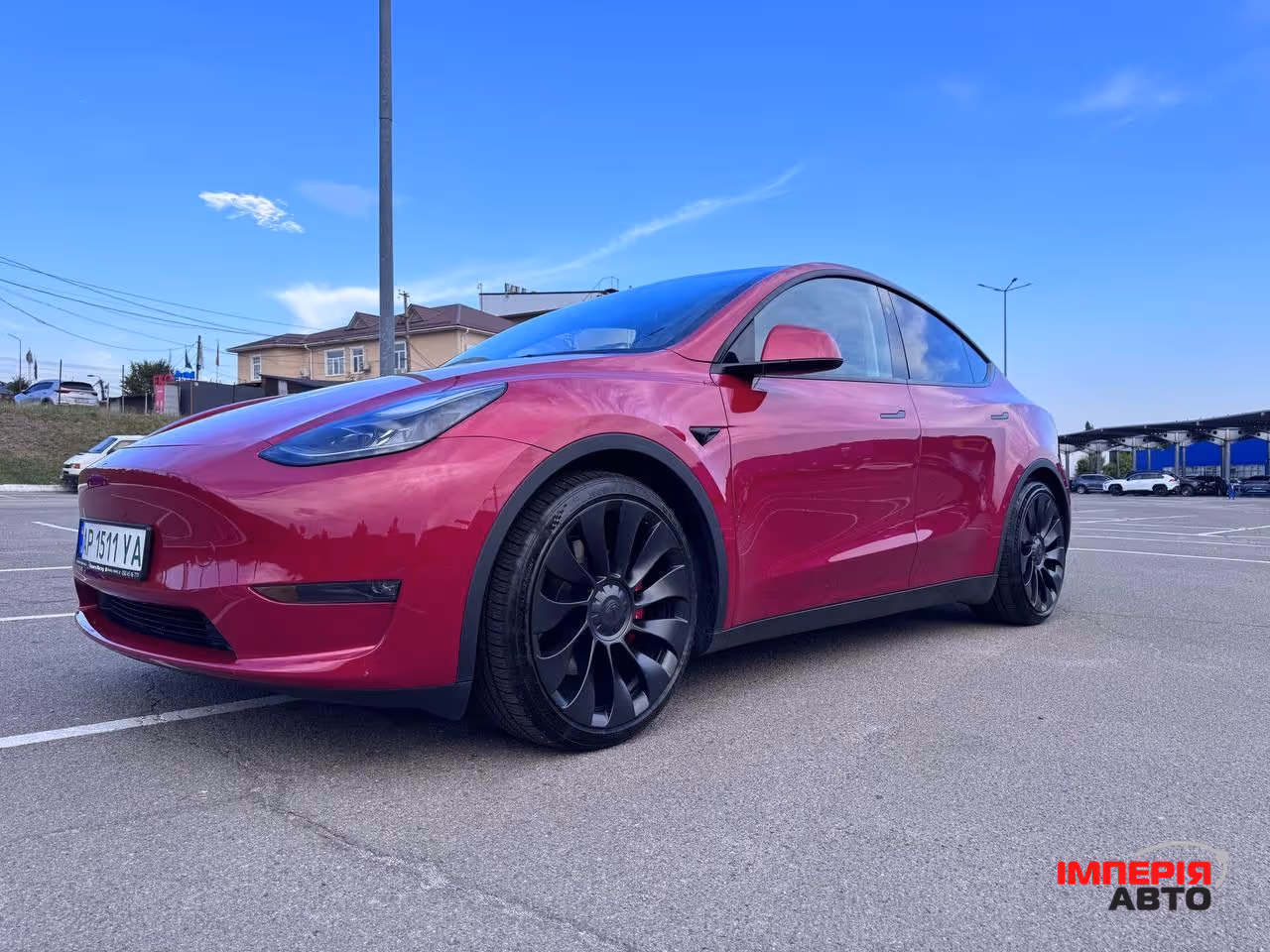 Tesla Model Y - фото 1