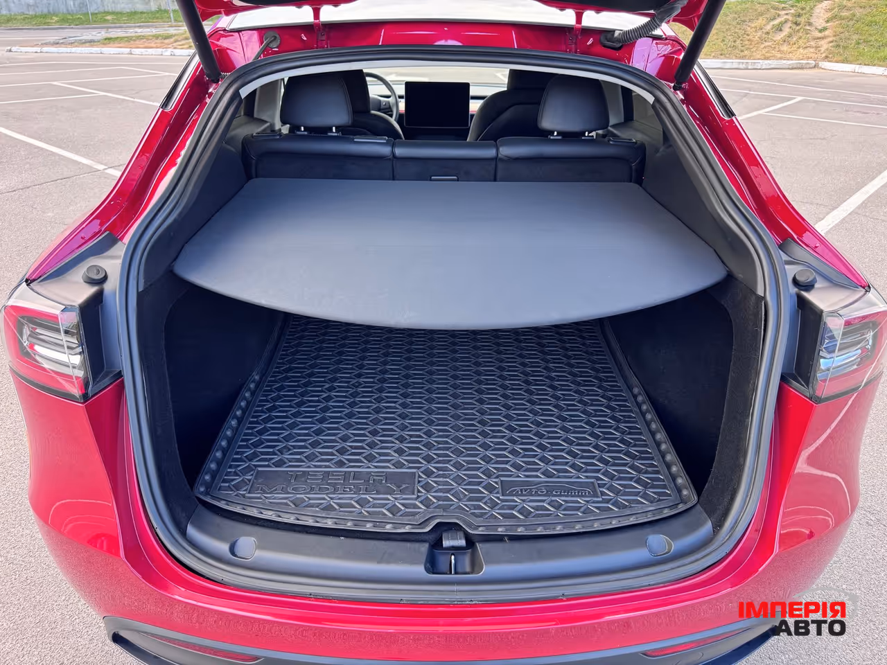 Tesla Model Y - фото 23