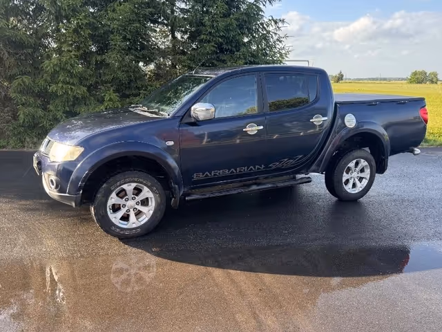 Mitsubishi L200 - зображення 4