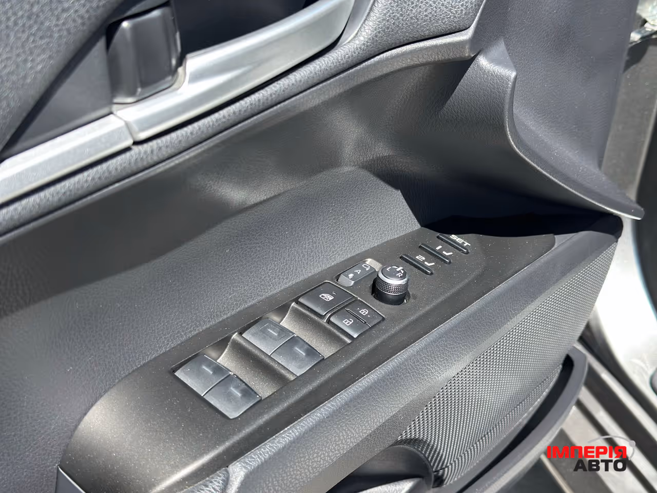 Toyota Camry - фото 15