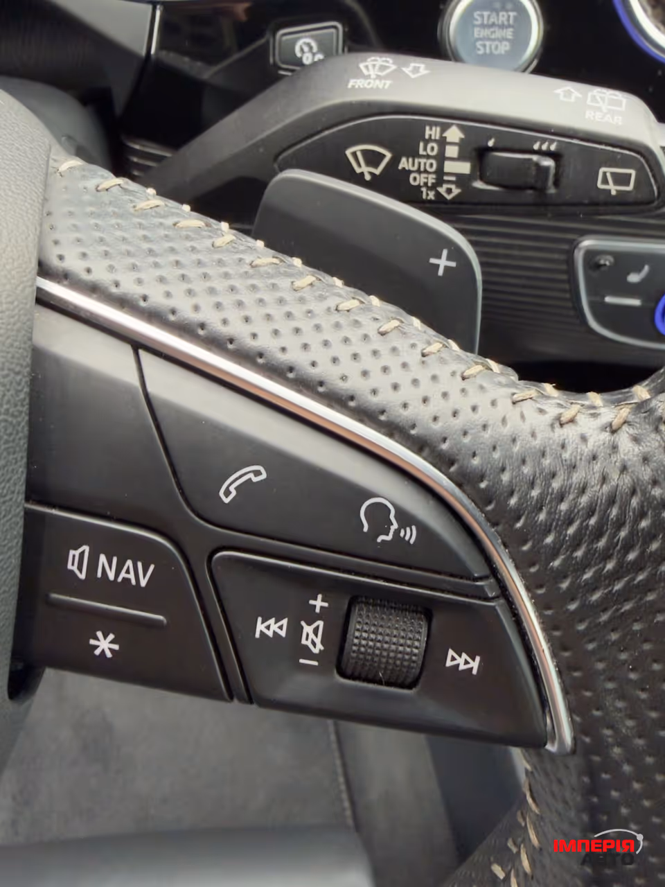 Audi Q7 - фото 29