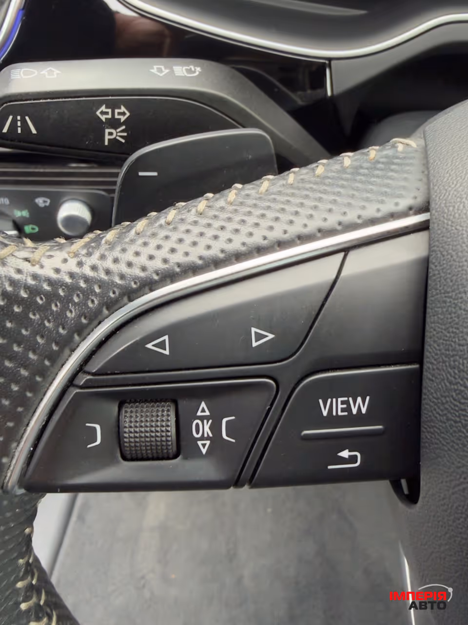 Audi Q7 - фото 30