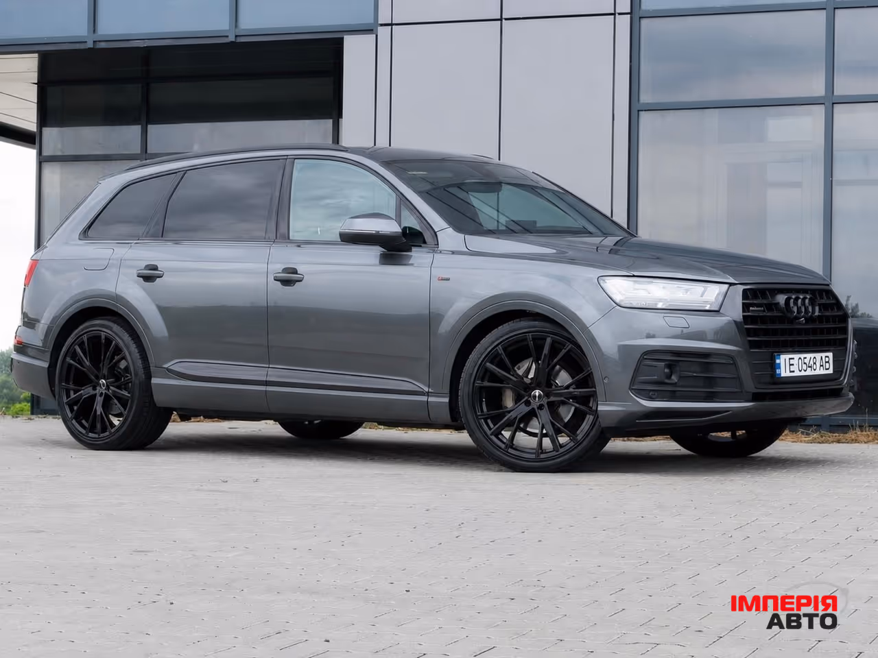 Audi Q7 - фото 3