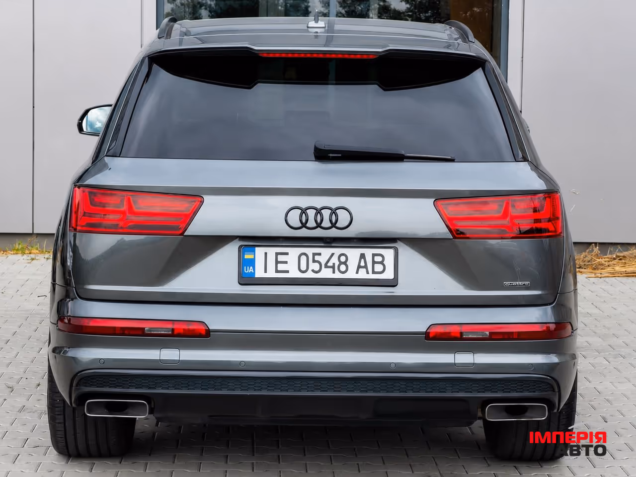 Audi Q7 - фото 8