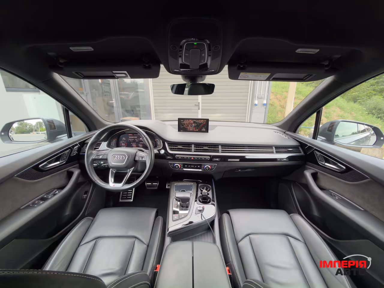 Audi Q7 - фото 11
