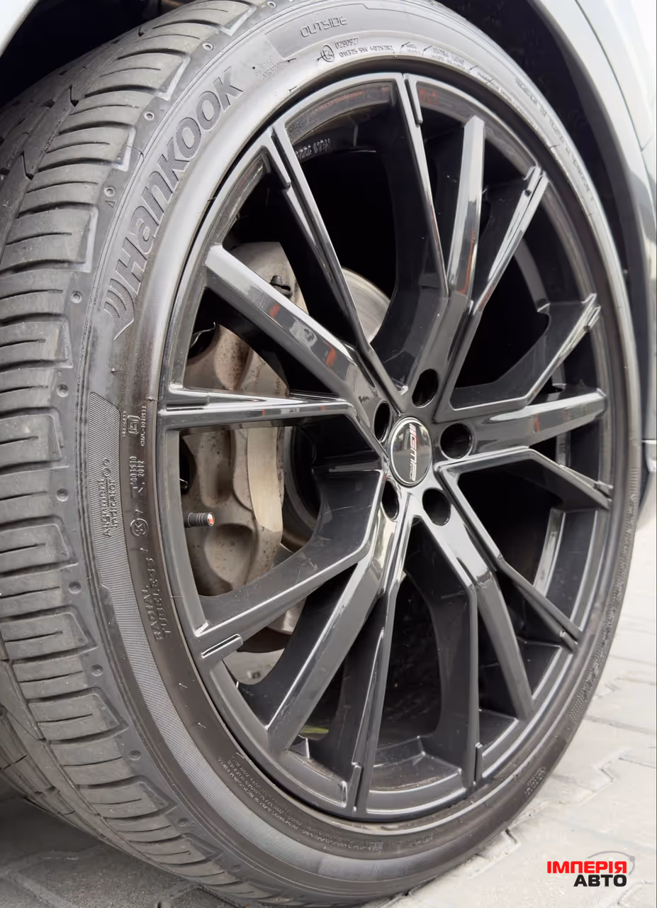 Audi Q7 - фото 74