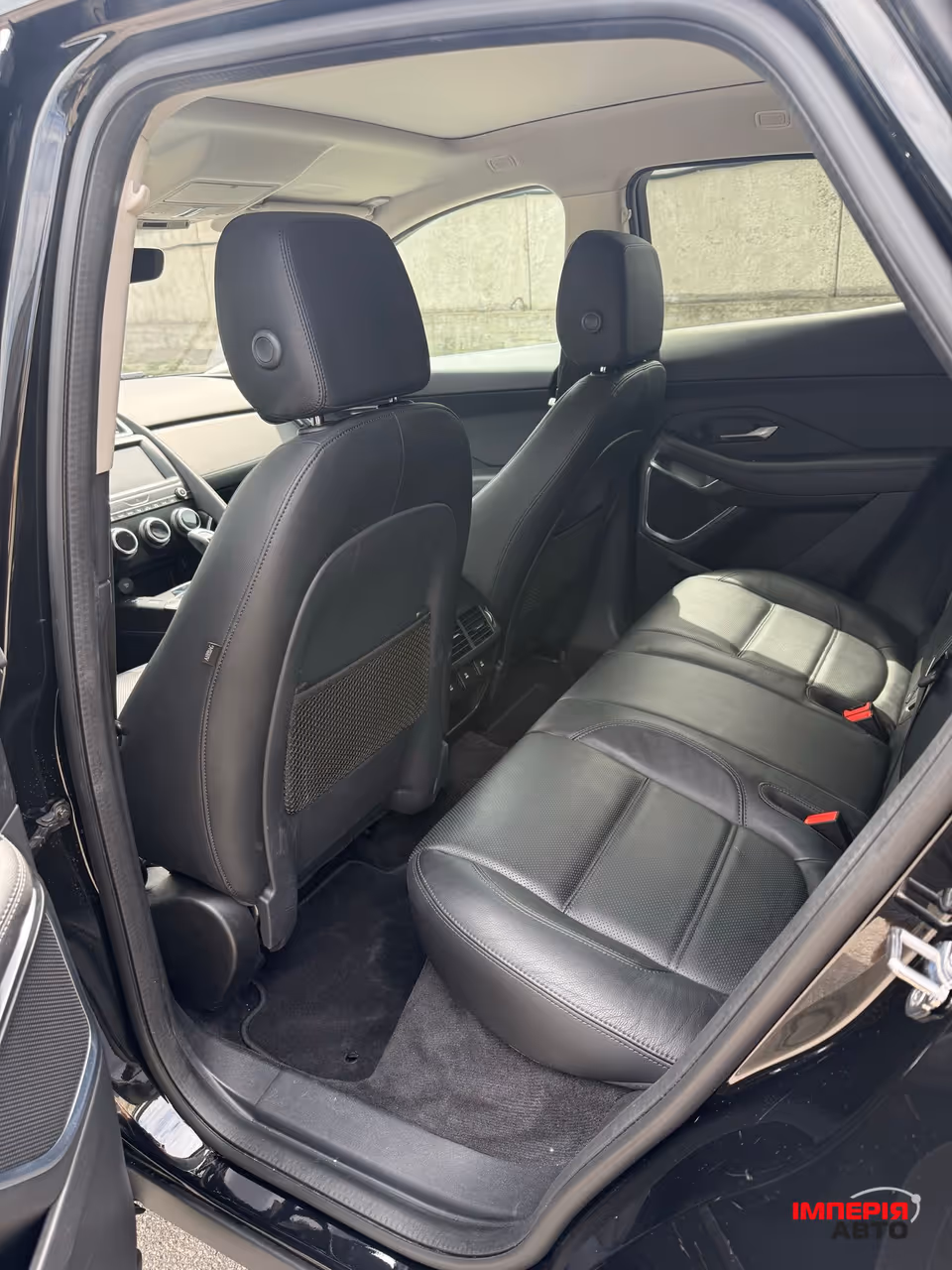 Jaguar E-Pace - фото 14