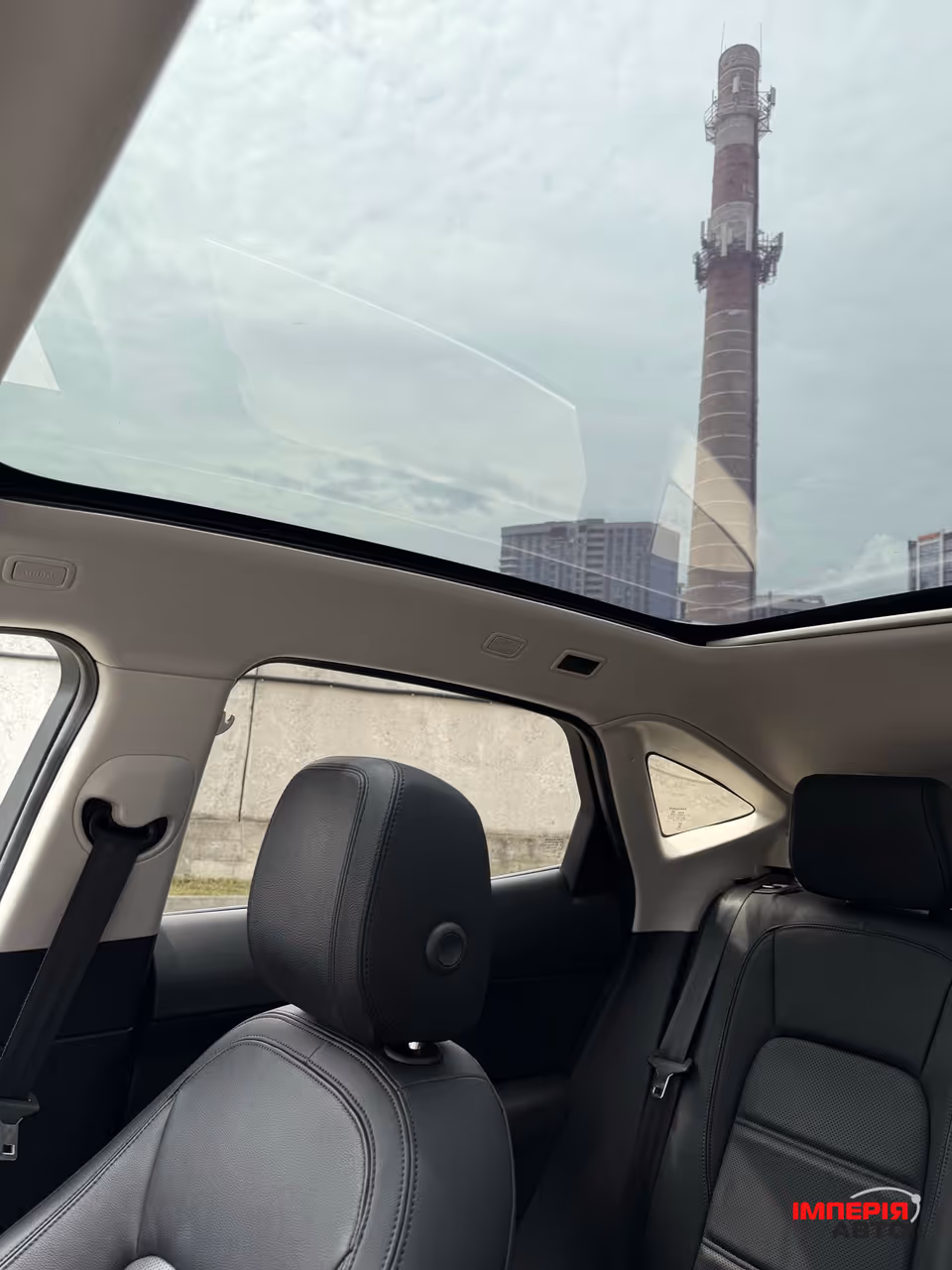 Jaguar E-Pace - фото 23