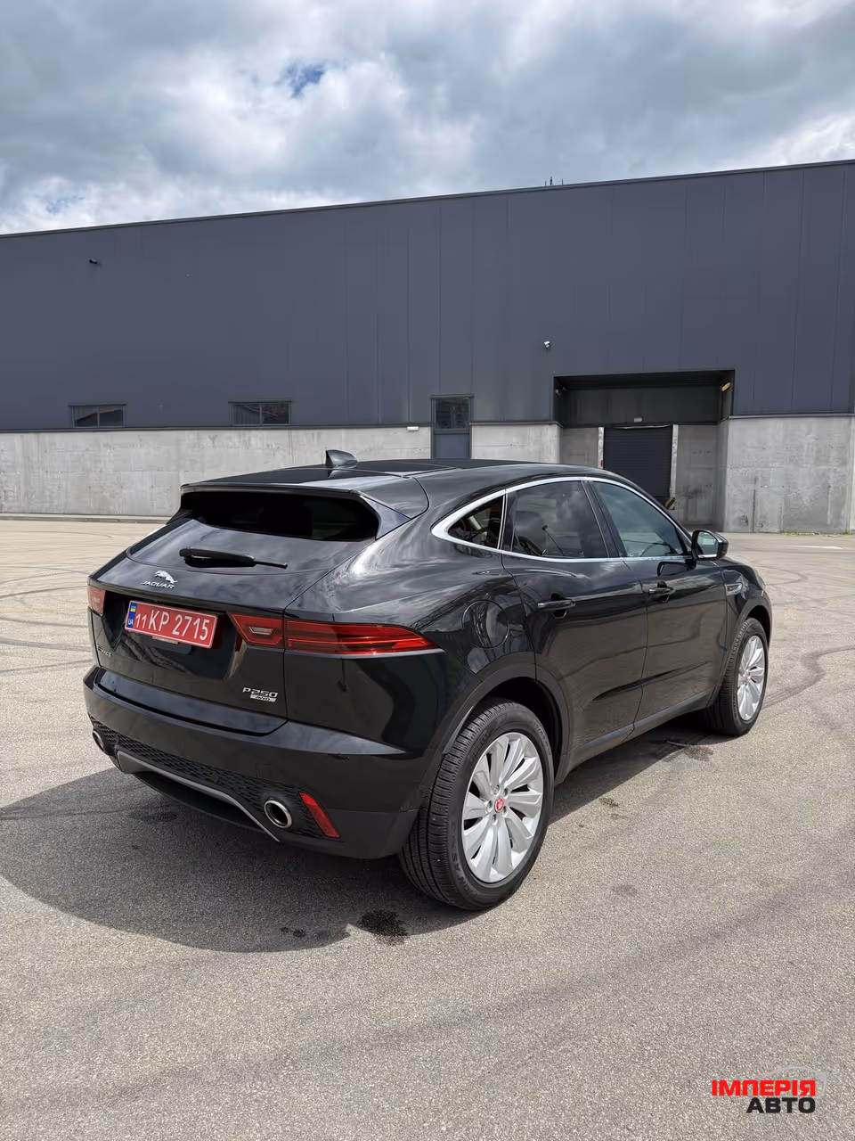 Jaguar E-Pace - фото 7