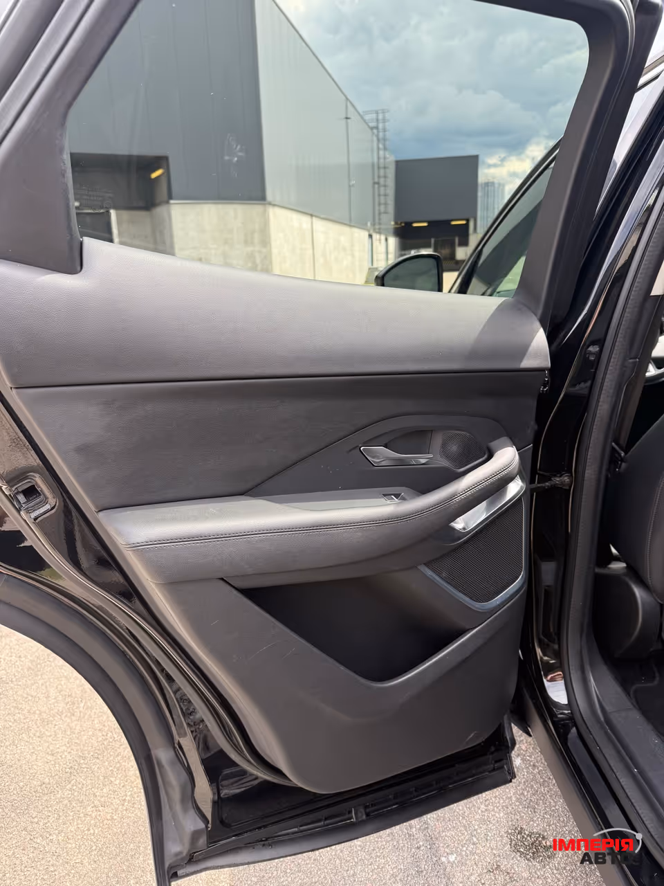 Jaguar E-Pace - фото 13