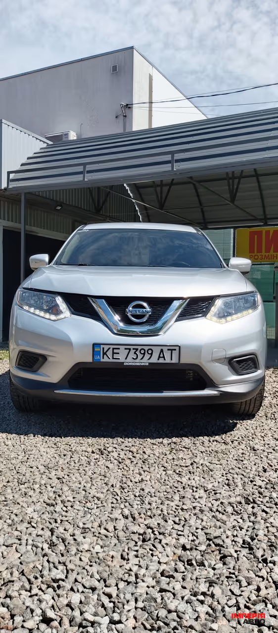 Nissan Rogue - фото 1