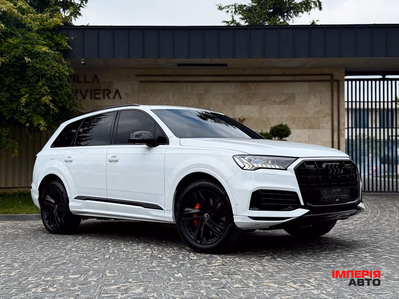 Audi Q7 - фото 2