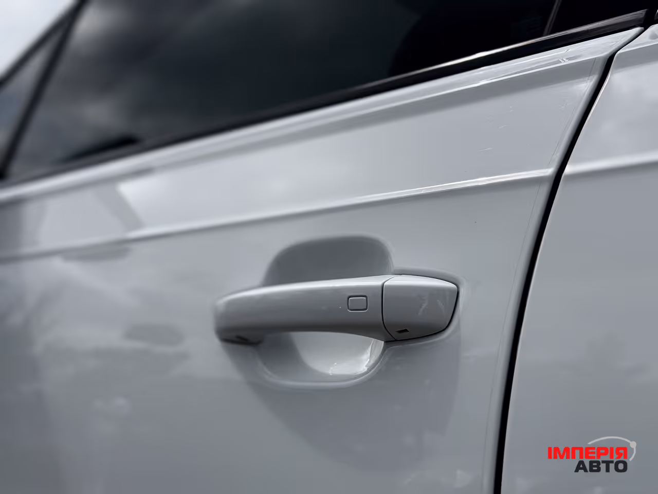 Audi Q7 - фото 14