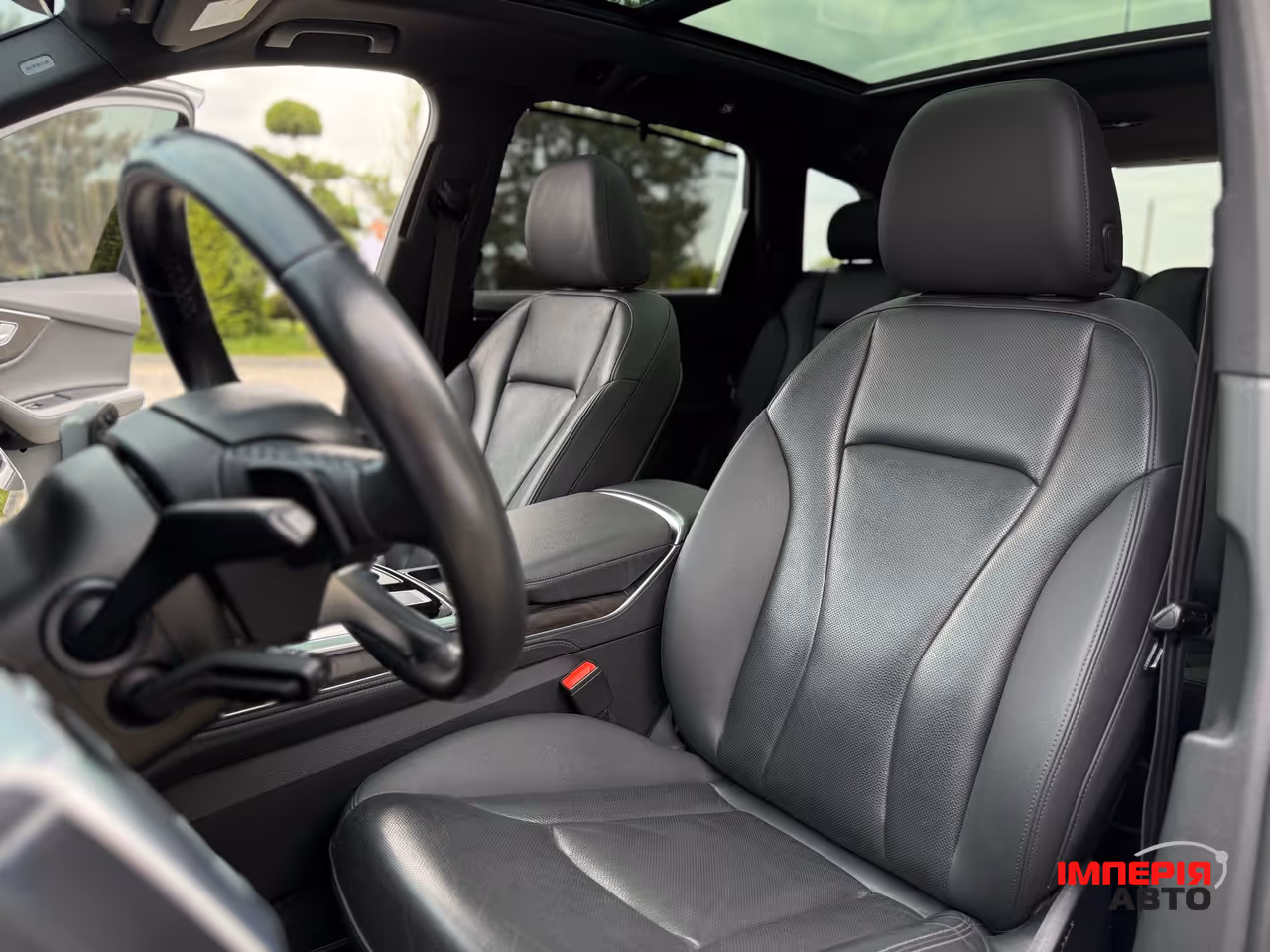 Audi Q7 - фото 31