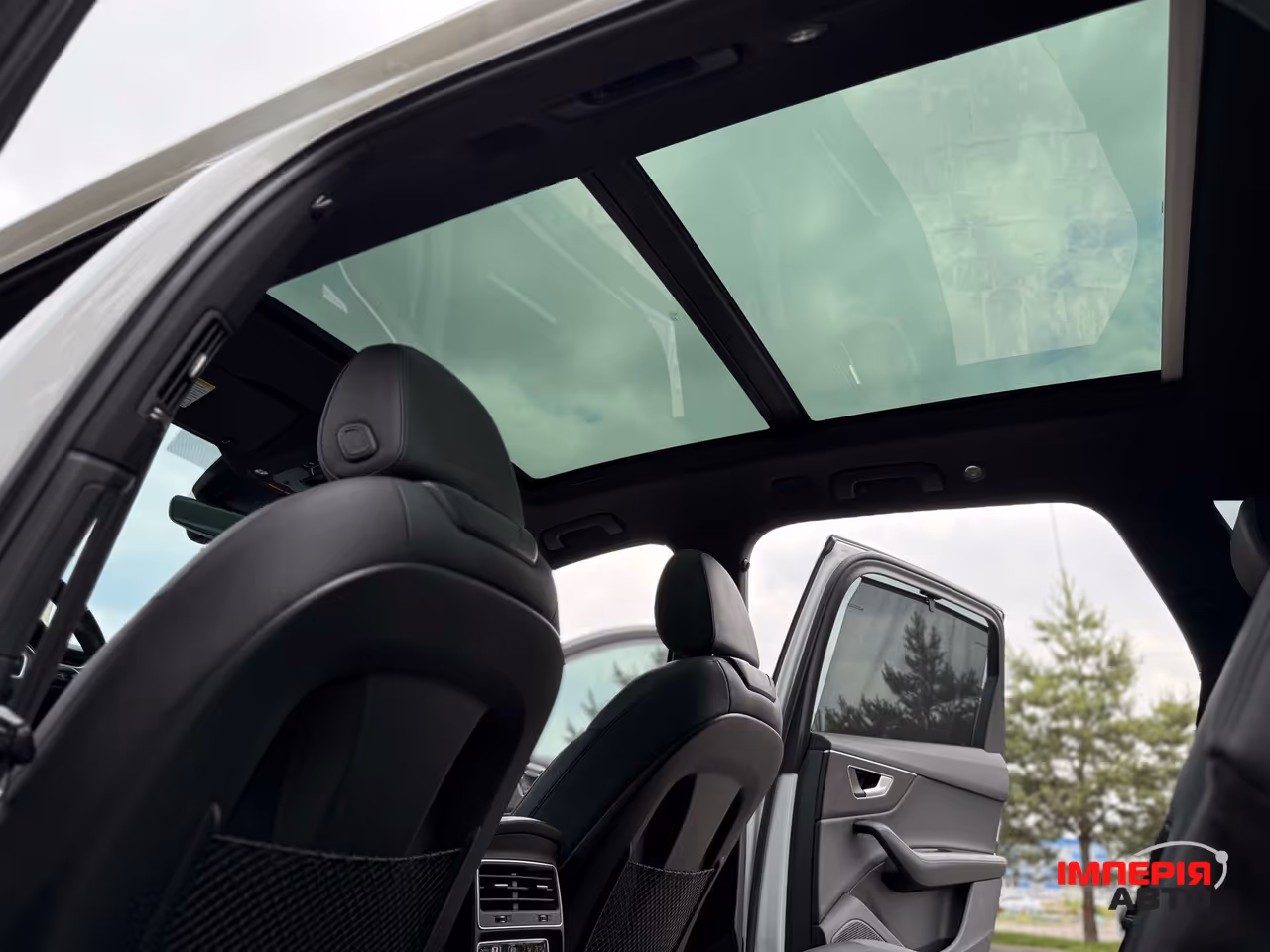 Audi Q7 - фото 57