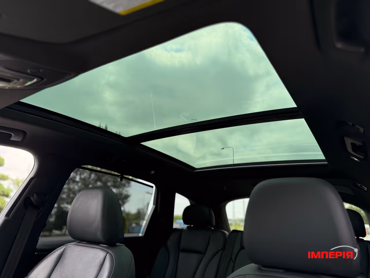 Audi Q7 - фото 38