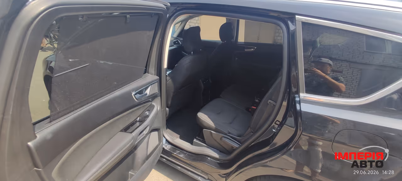Ford S-MAX - фото 10