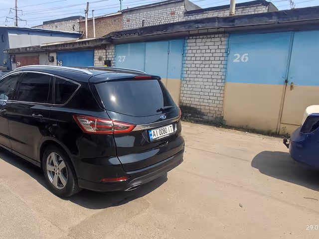 Ford S-MAX - фото 3