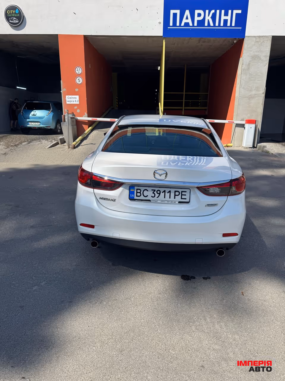 Mazda 6 - фото 3