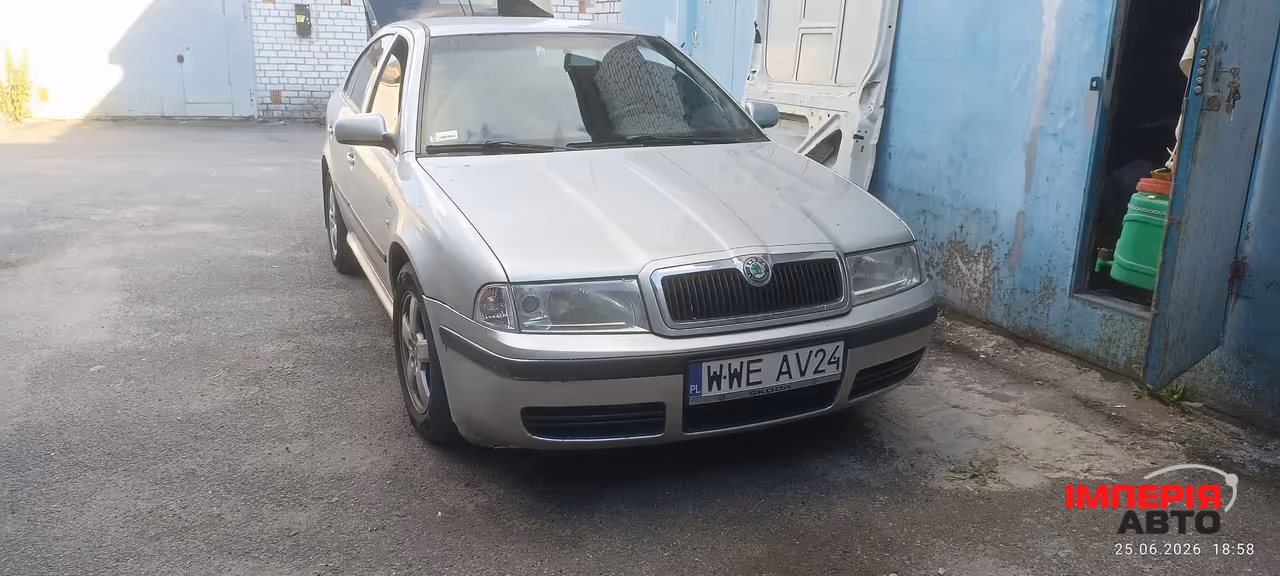 Skoda Octavia - фото 1