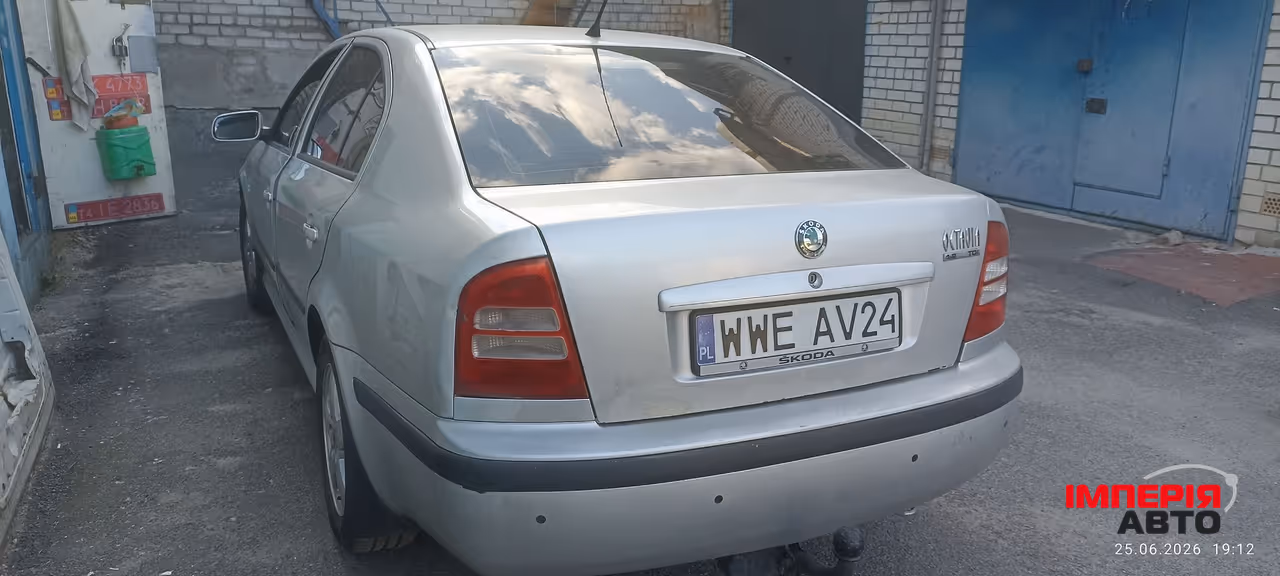 Skoda Octavia - фото 3