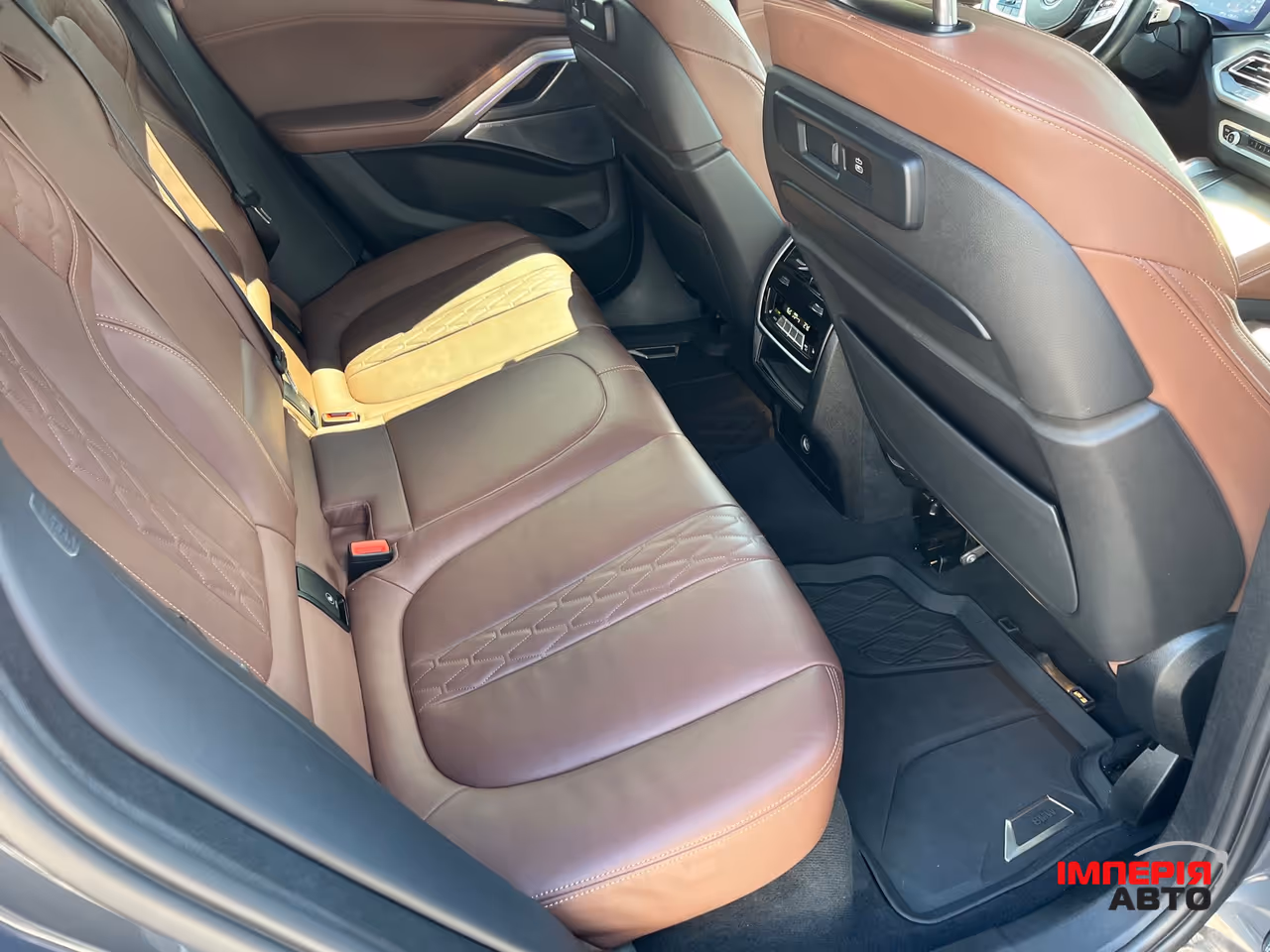 BMW X6 - фото 11